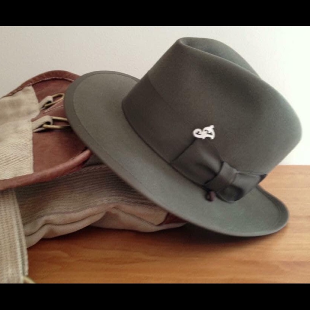 My Father’s Fedora is a unique and discriminating, Vintage Posher.